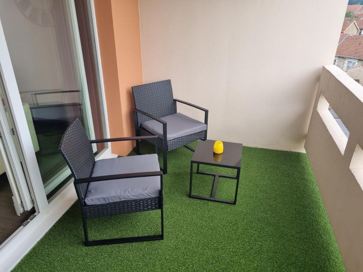 Bel Appartement 2 Chambres ,Residence Privee Givet Zewnętrze zdjęcie